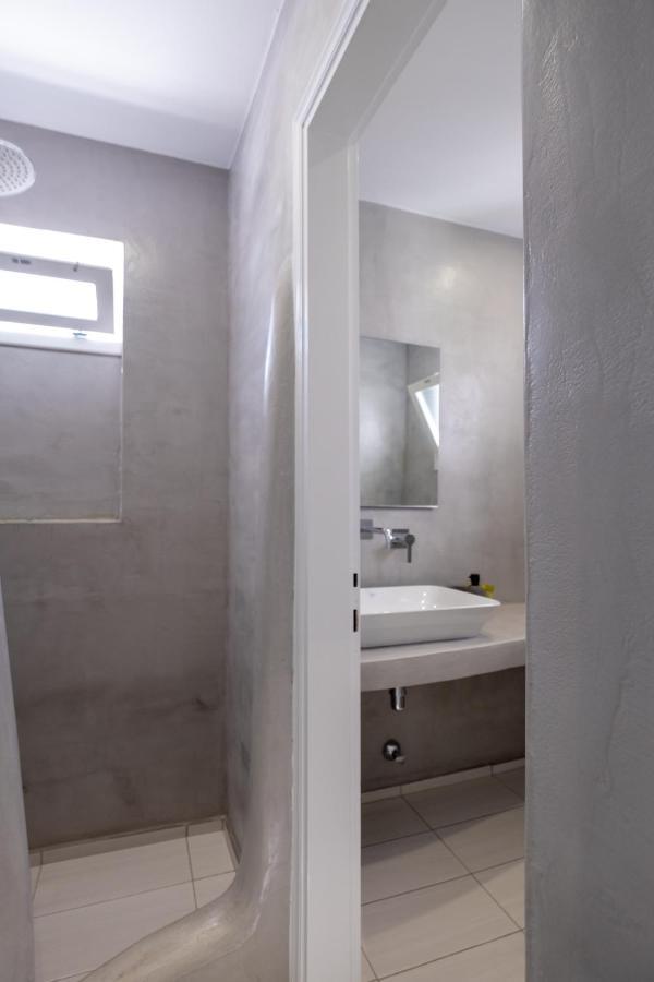 Lorenzo Studios And Suites Paros Науса Экстерьер фото