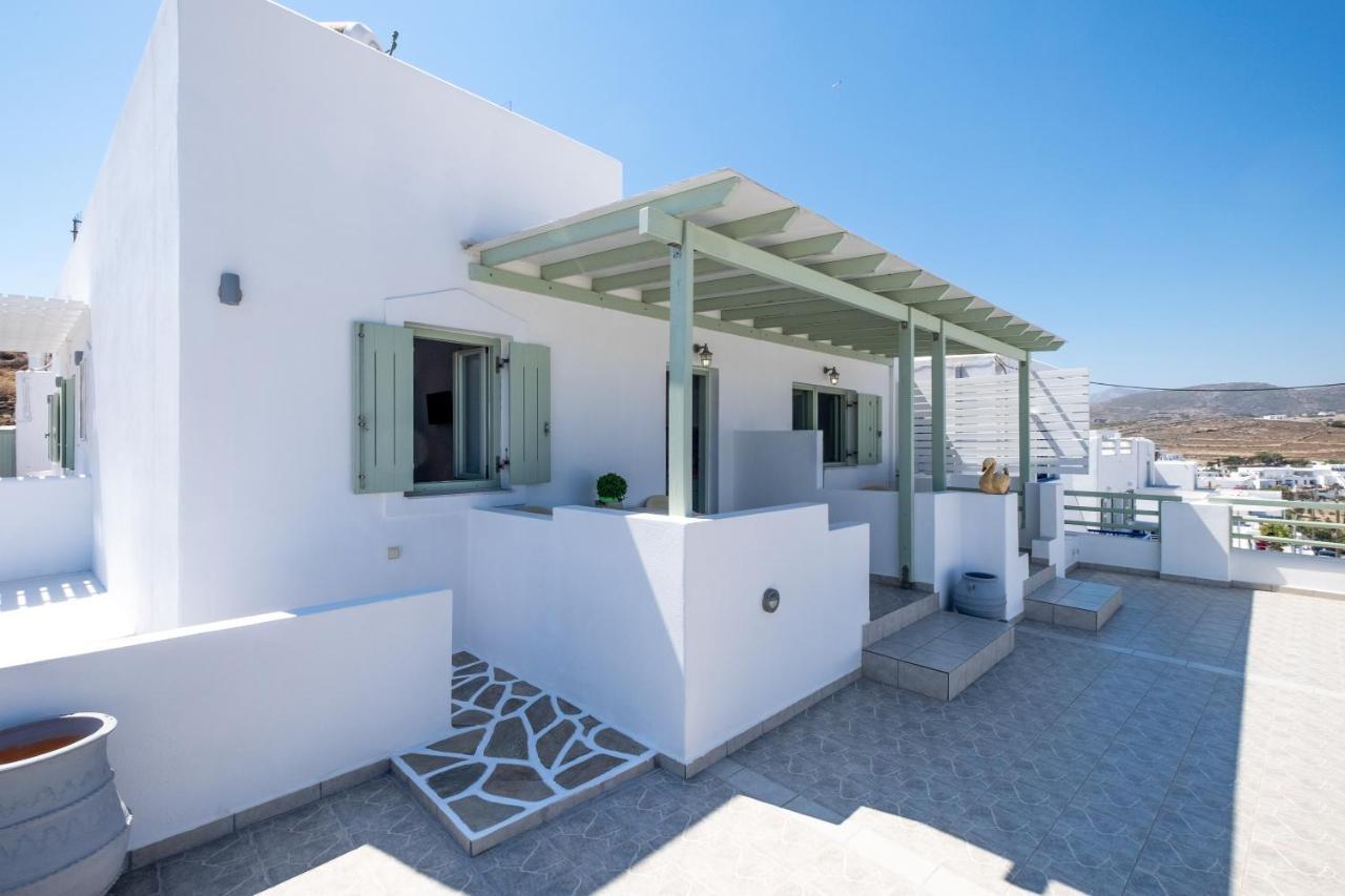 Lorenzo Studios And Suites Paros Науса Экстерьер фото