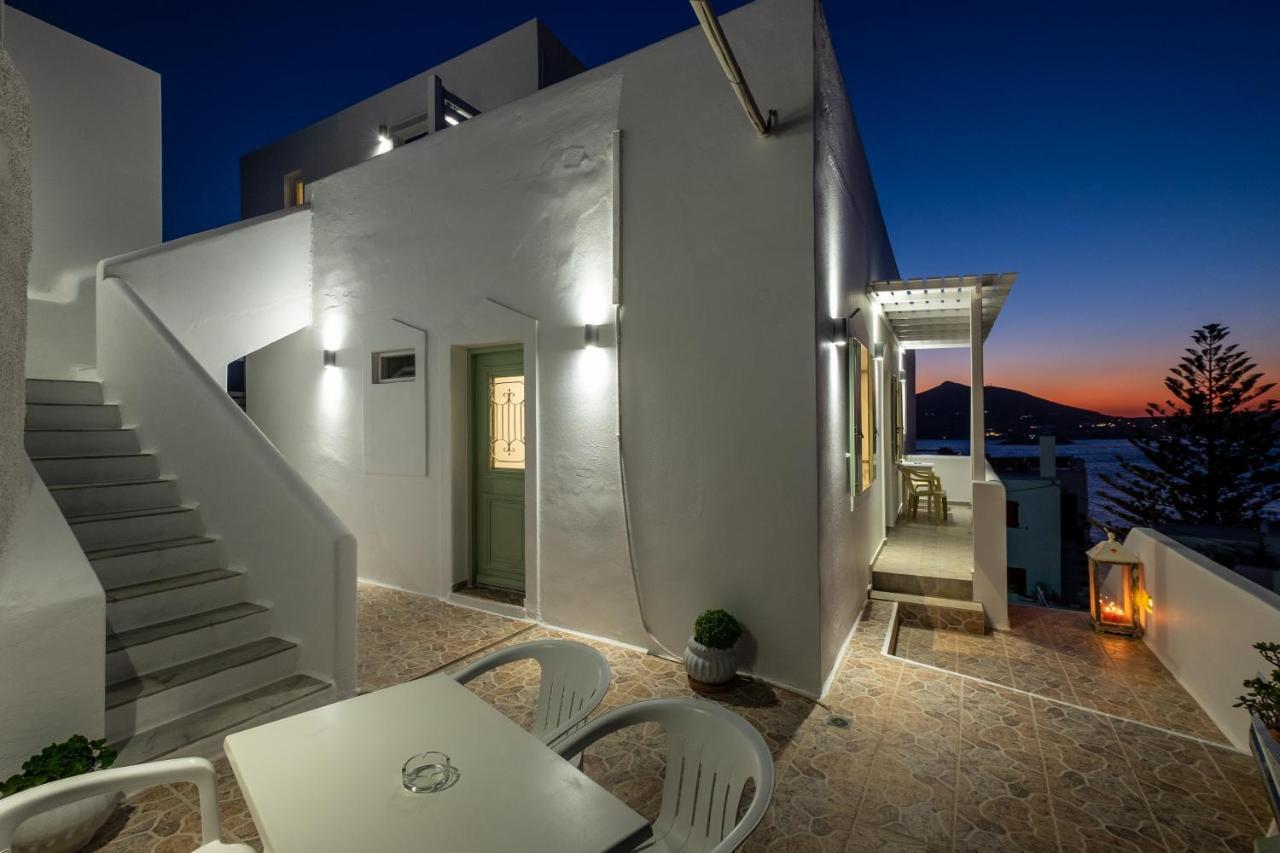 Lorenzo Studios And Suites Paros Науса Экстерьер фото