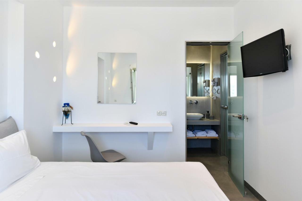 Lorenzo Studios And Suites Paros Науса Экстерьер фото