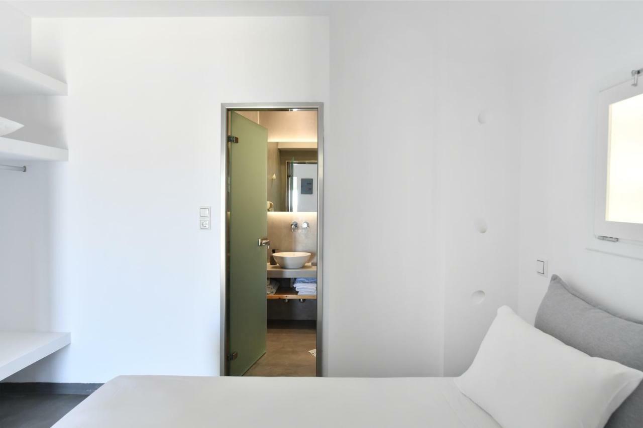 Lorenzo Studios And Suites Paros Науса Экстерьер фото